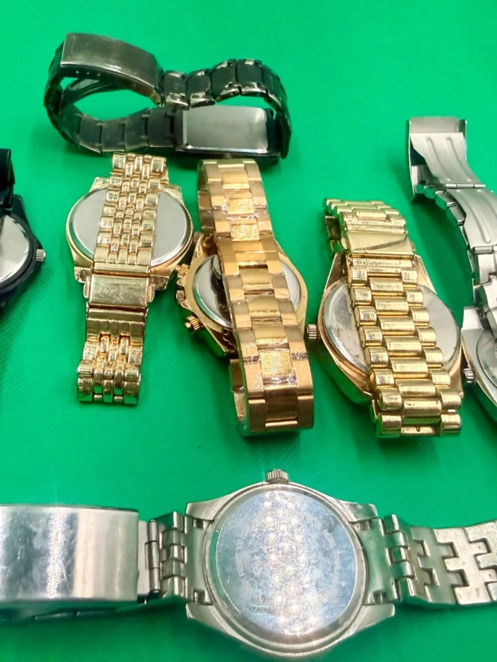 Mixed Watch lot for repair and parts